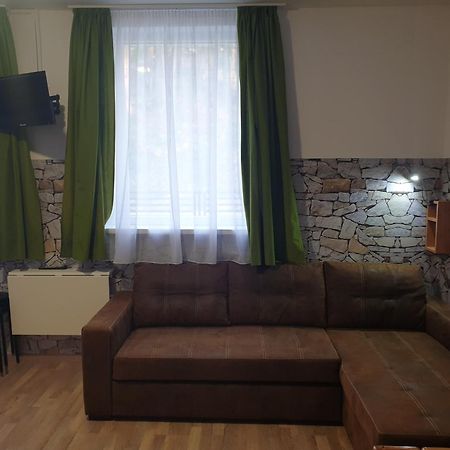 Kid Familia Panzio Balatonszarszo Bed & Breakfast Eksteriør bilde