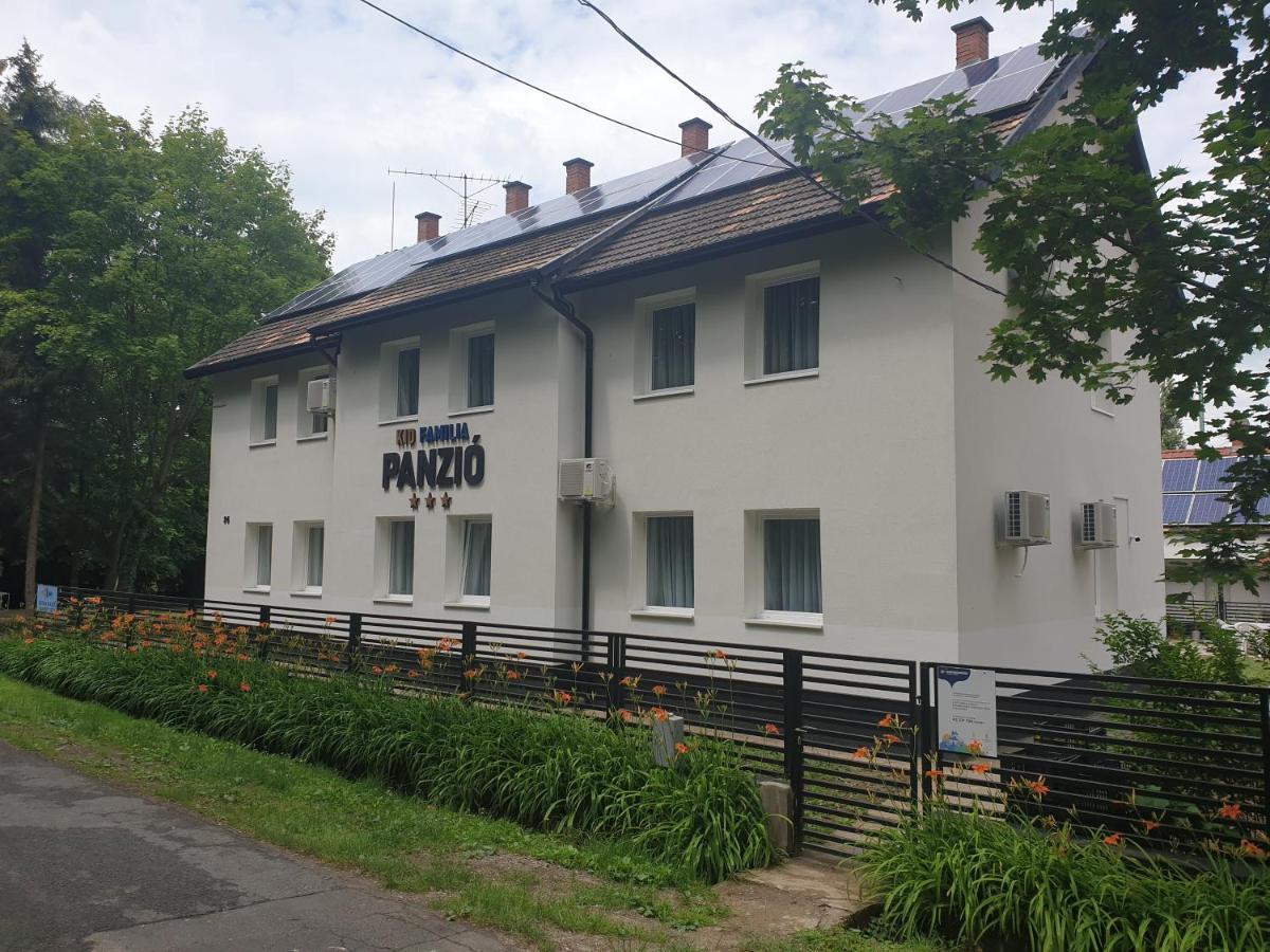 Kid Familia Panzio Balatonszarszo Bed & Breakfast Eksteriør bilde